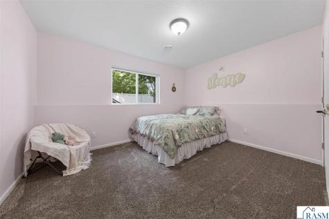 100 Peridot Court Mankato MN 56001