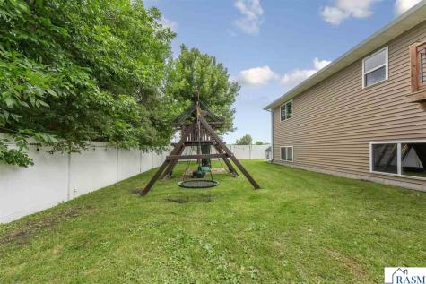 100 Peridot Court Mankato MN 56001