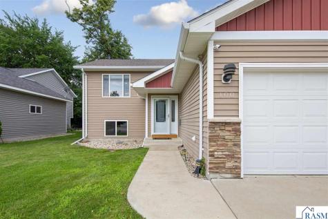 100 Peridot Court Mankato MN 56001