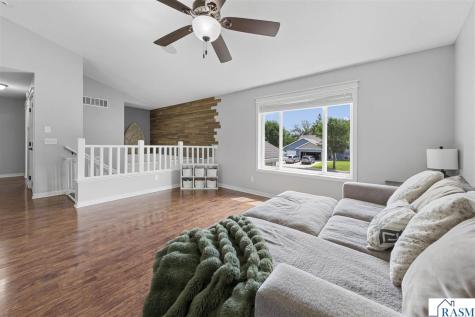 100 Peridot Court Mankato MN 56001