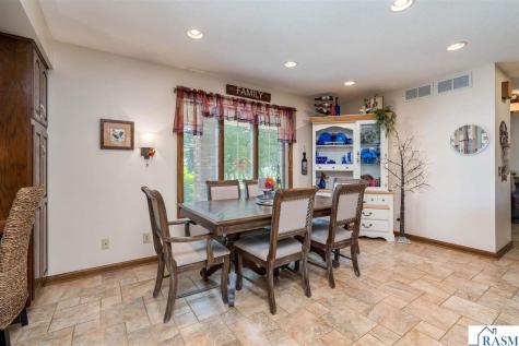 20206 Monks Avenue Mankato MN 56003