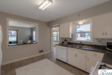 717 N 5th Street New Ulm MN 56073