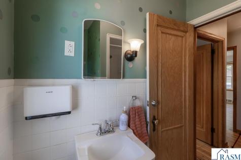 717 N 5th Street New Ulm MN 56073
