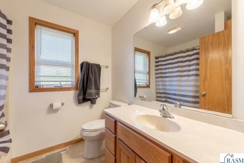 152 Savannah Court Mankato MN 56001
