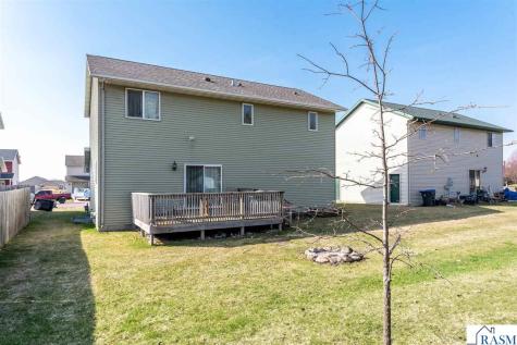 152 Savannah Court Mankato MN 56001