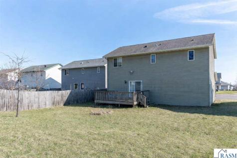 152 Savannah Court Mankato MN 56001