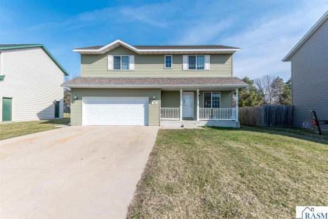 152 Savannah Court Mankato MN 56001