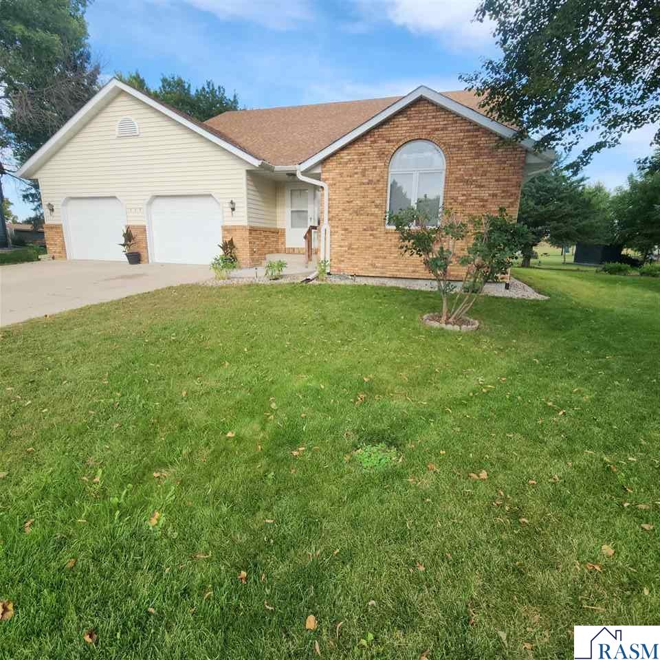 111 Hosanna Court Mankato MN 56001
