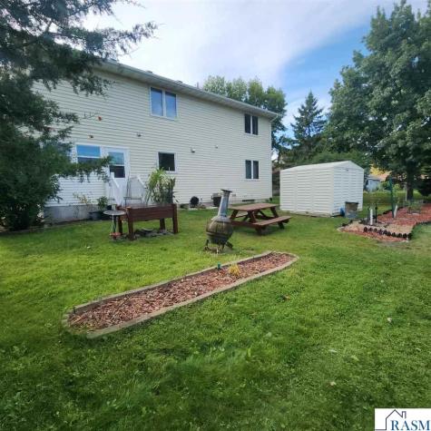 111 Hosanna Court Mankato MN 56001