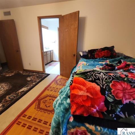 111 Hosanna Court Mankato MN 56001