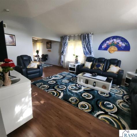 111 Hosanna Court Mankato MN 56001
