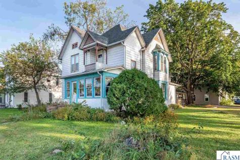 202 E Watonwan Street Lake Crystal MN 56055