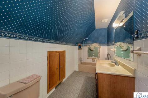 202 E Watonwan Street Lake Crystal MN 56055