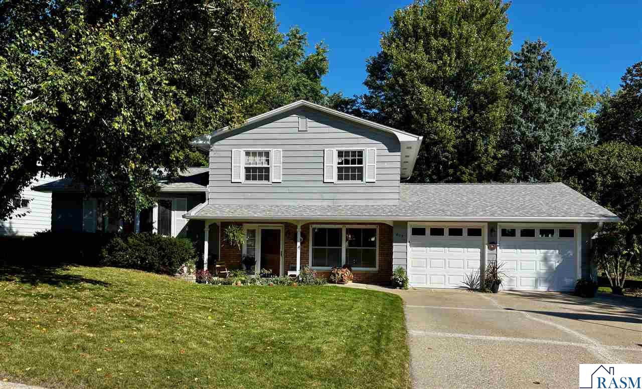 809 W Traverse Road St. Peter MN 56082