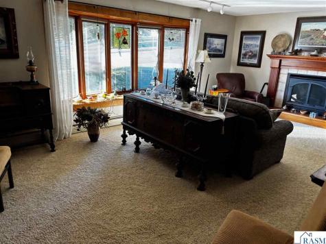 809 W Traverse Road St. Peter MN 56082