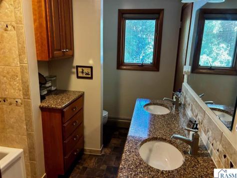 809 W Traverse Road St. Peter MN 56082