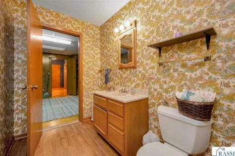 218 W 6th Street Blue Earth MN 56013