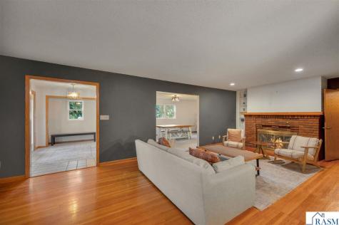 218 W 6th Street Blue Earth MN 56013