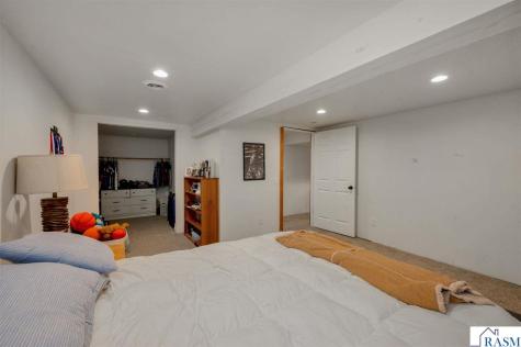 218 W 6th Street Blue Earth MN 56013