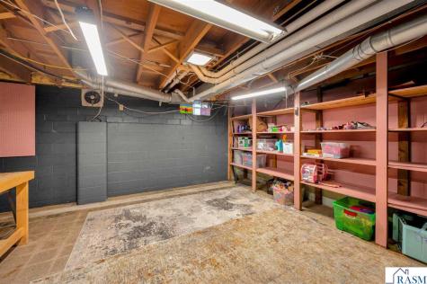 218 W 6th Street Blue Earth MN 56013