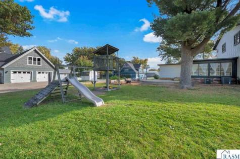 218 W 6th Street Blue Earth MN 56013