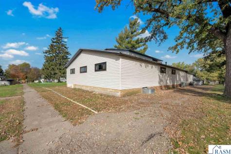 218 W 6th Street Blue Earth MN 56013