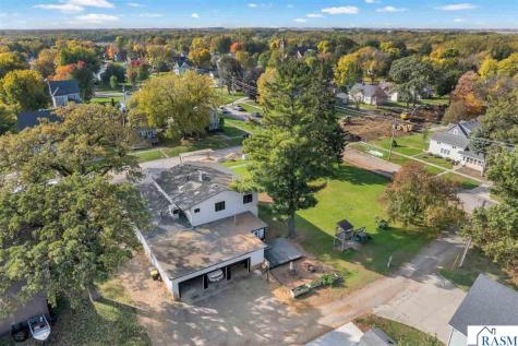 218 W 6th Street Blue Earth MN 56013