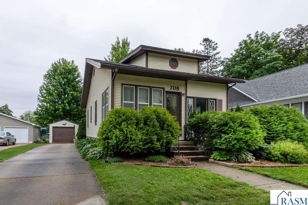 708 Lyndale Street North Mankato MN 56003