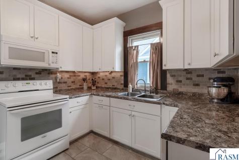 708 Lyndale Street North Mankato MN 56003