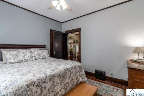 708 Lyndale Street North Mankato MN 56003