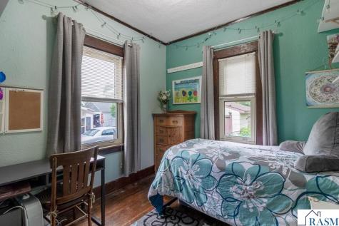 708 Lyndale Street North Mankato MN 56003