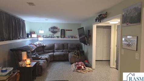405 Sparks Drive Granada MN 56039