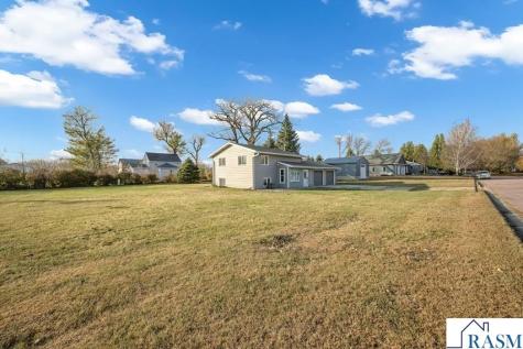 405 Sparks Drive Granada MN 56039