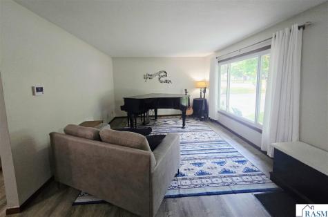 1506 Southridge Road New Ulm MN 56083