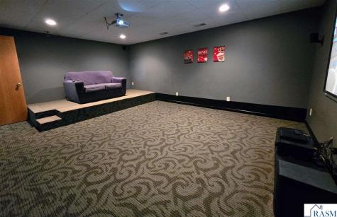 1506 Southridge Road New Ulm MN 56083