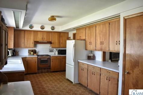 304 S Independence Avenue Clarks Grove MN 56016