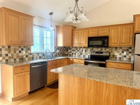 608 Colodoro Lane Eagle Lake MN 56024