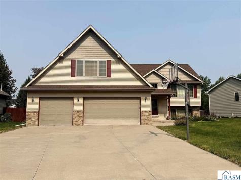 608 Colodoro Lane Eagle Lake MN 56024