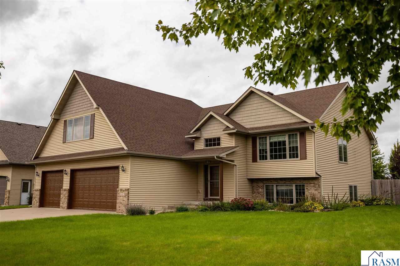 608 Colodoro Lane Eagle Lake MN 56024