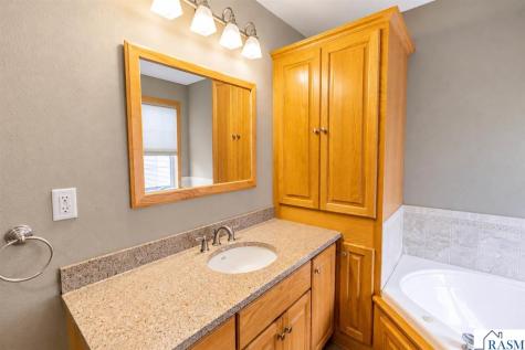 608 Colodoro Lane Eagle Lake MN 56024