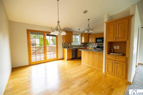608 Colodoro Lane Eagle Lake MN 56024