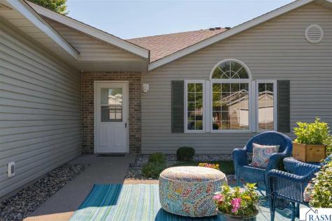 150 Oxford Path Mankato MN 56001