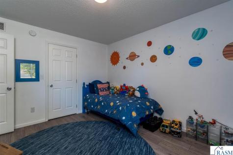 150 Oxford Path Mankato MN 56001