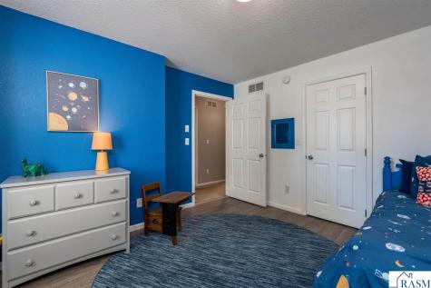 150 Oxford Path Mankato MN 56001