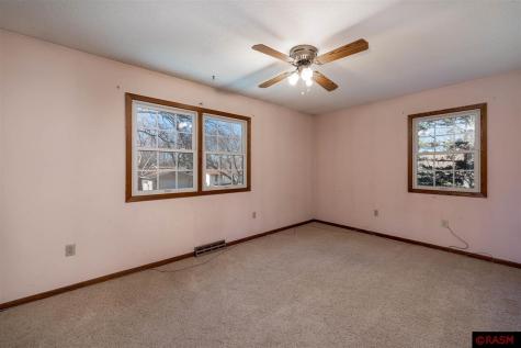 1734 Candi Lane North Mankato MN 56003