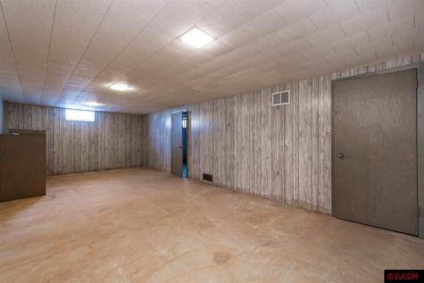 1734 Candi Lane North Mankato MN 56003