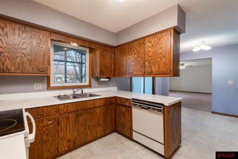 1734 Candi Lane North Mankato MN 56003