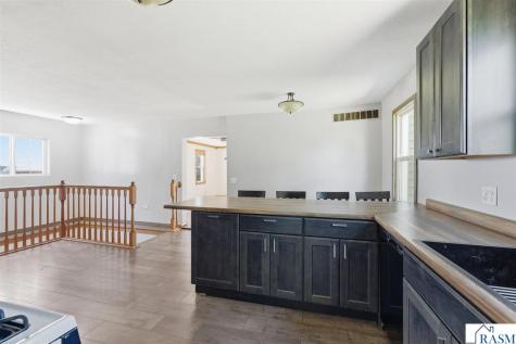37524 County Road 15 St. Peter MN 56082