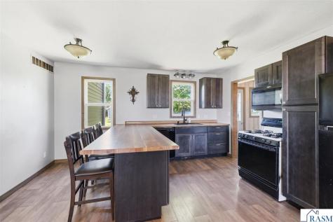 37524 County Road 15 St. Peter MN 56082