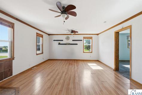 37524 County Road 15 St. Peter MN 56082
